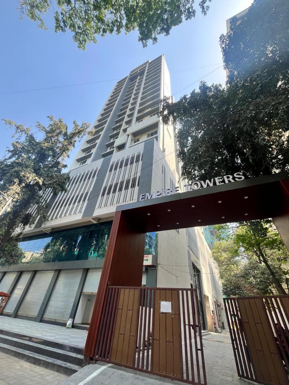 Hsquare Luxury Apartments Goregaon Mumbai Bagian luar foto