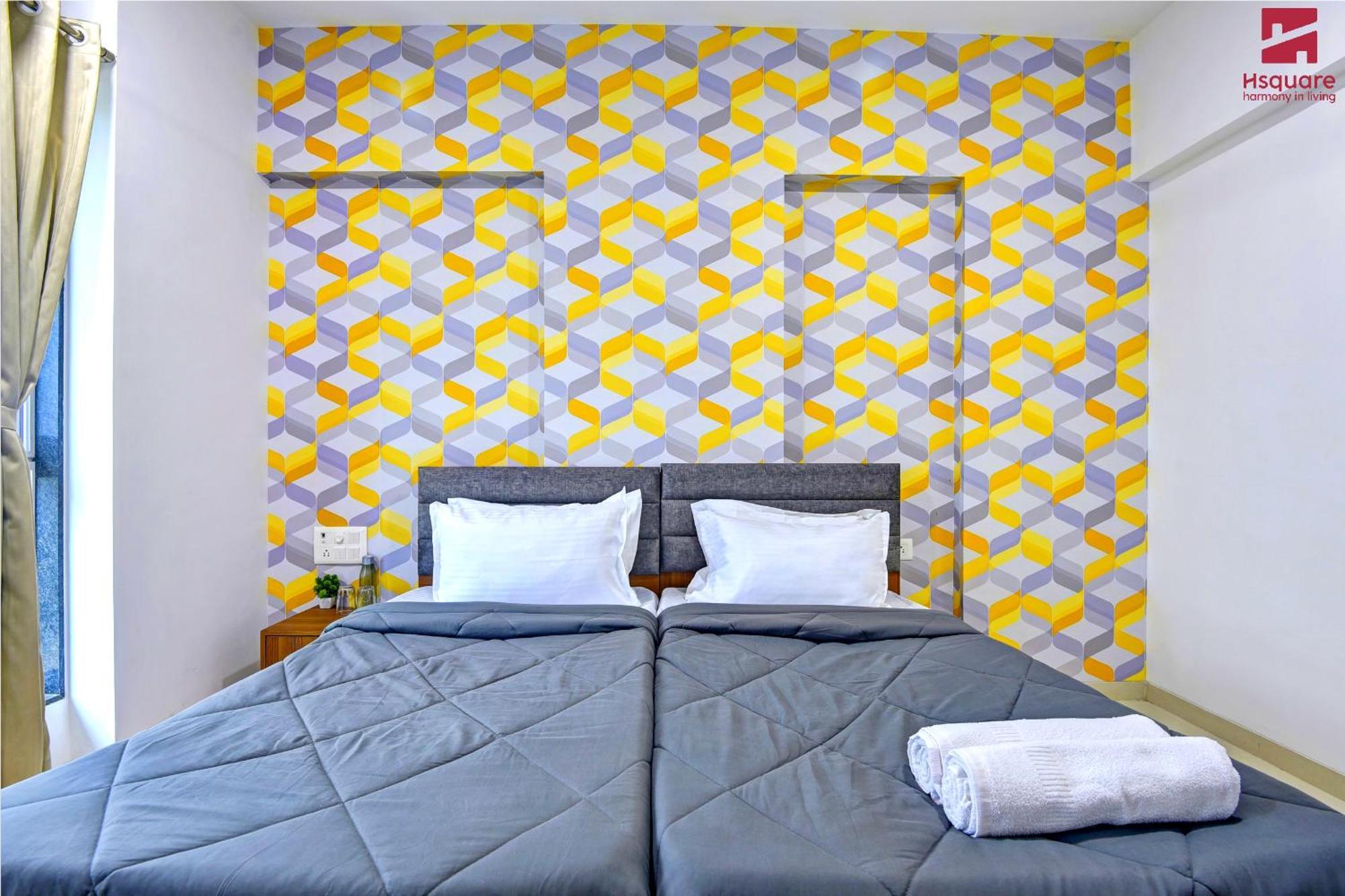 Hsquare Luxury Apartments Goregaon Mumbai Bagian luar foto