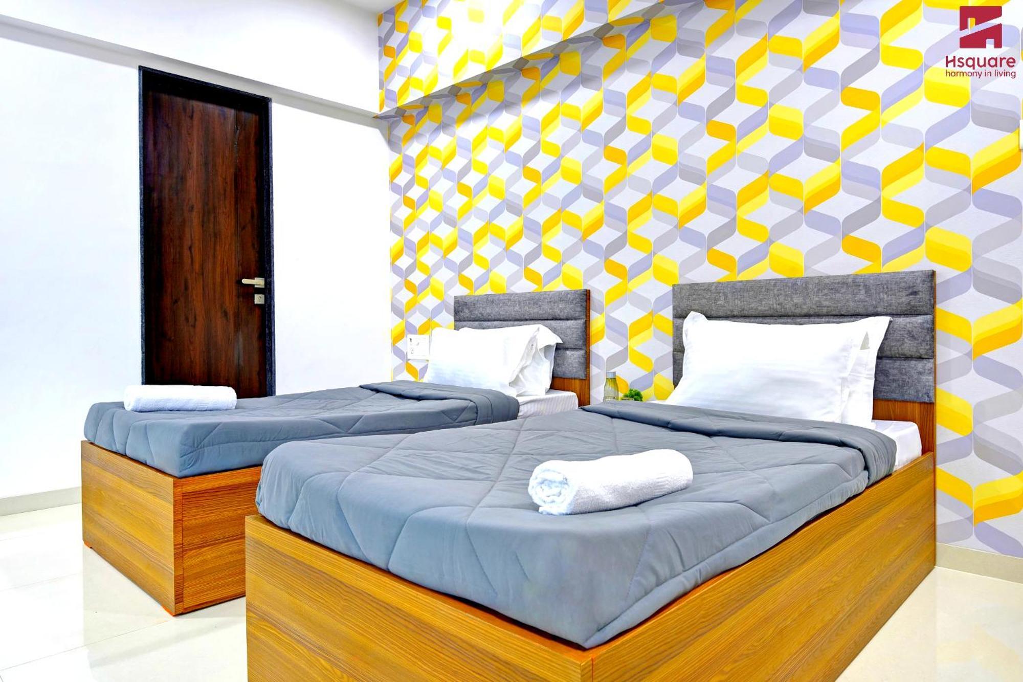 Hsquare Luxury Apartments Goregaon Mumbai Bagian luar foto