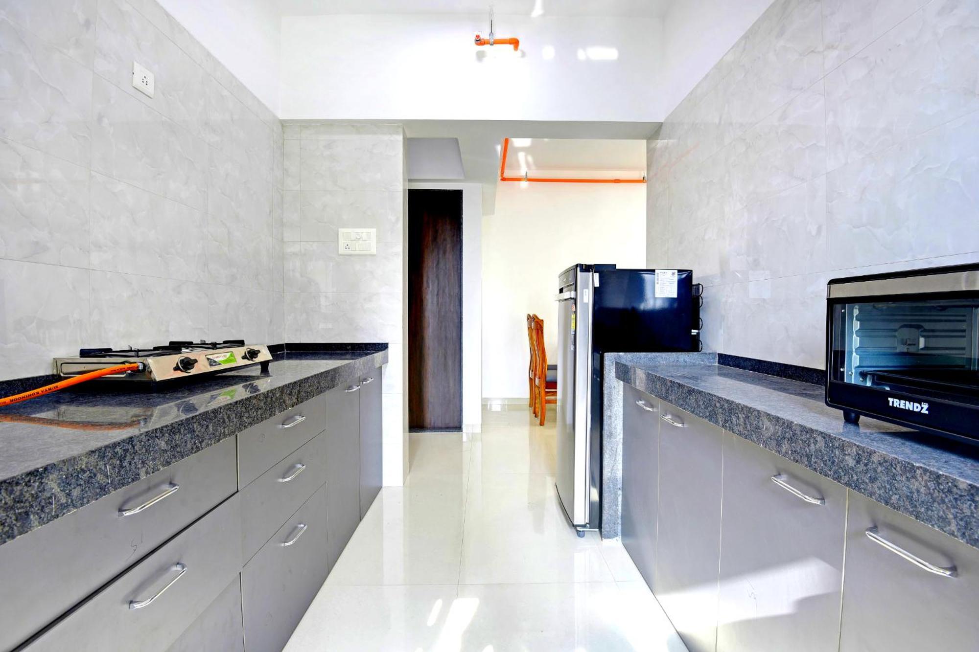Hsquare Luxury Apartments Goregaon Mumbai Bagian luar foto